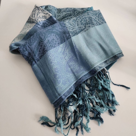 Blue European Paisley Scarf - Picture 1 of 5